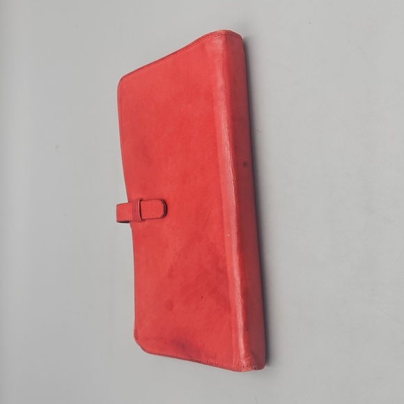 Vintage COACH Red Leather Planner  (With Original Booklet!) - Picture 4 of 16